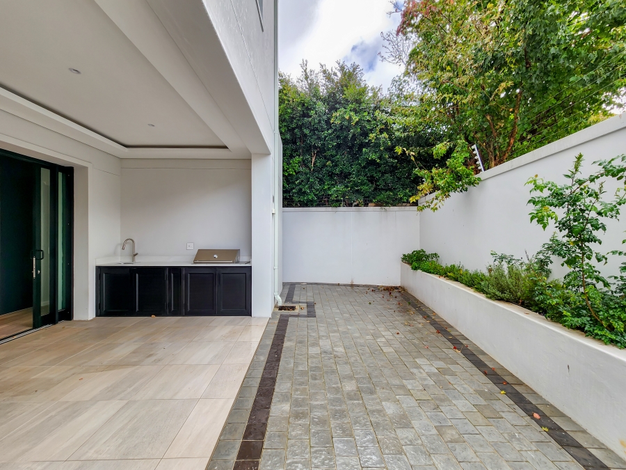 3 Bedroom Property for Sale in Rondebosch Western Cape
